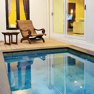 https://maya-kori-villa.ubudhotelsnow.com